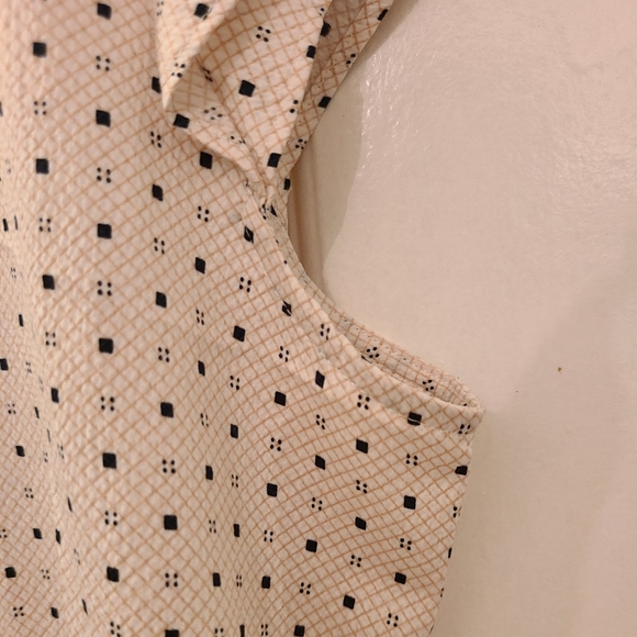 Ann Taylor Cream Blouse Size L Square Pattern - Picture 3 of 5